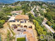 Villa 6 pièces 205 m²