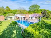 Villa 6 pièces 215 m²