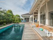 Villa 6 pièces 220 m²