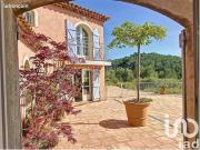 Villa 6 pièces 240 m²