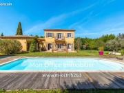 Villa 6 pièces 240 m²
