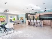 Villa 6 pièces 248 m²