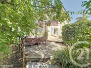 Villa 6 pièces 266 m²