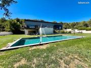 Villa 6 pièces 277 m²