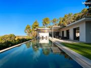 Villa 6 pièces 280 m²