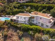 Villa 6 pièces 297 m²