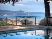 Villa 6 pièces 302 m²