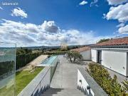 Villa 6 pièces 304 m²