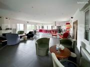 Villa 6 pièces 322 m²