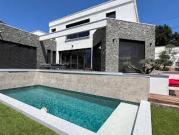 Villa avec piscine et jardin
