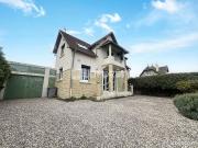 Villa 7 pièces 165 m²