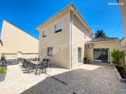 Villa 7 pièces 172 m²