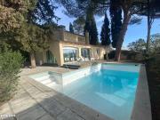 Villa 7 pièces 195 m²