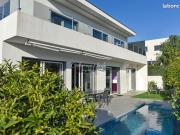 Villa 7 pièces 200 m²