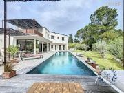 Villa 7 pièces 207 m²