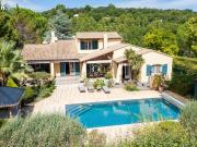 Villa 7 pièces 207 m²