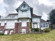 Villa 7 pièces 213 m²