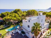 Villa 7 pièces 227 m²