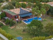 Villa 7 pièces 230 m² Villa 7 pièces 230 m²