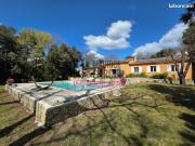 Villa 7 pièces 231 m²