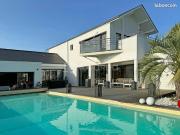 Villa 7 pièces 240 m²