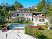 Villa 7 pièces 246 m²