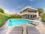 Villa 7 pièces 252 m²