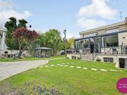 Villa 7 pièces 300 m²