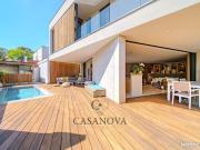 Villa 7 pièces 313 m²