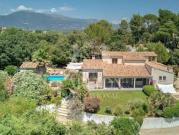 Villa avec piscine et jardin