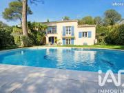 Villa 8 pièces 197 m²