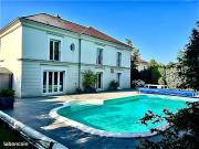 Villa 8 pièces 212 m²