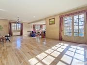 Villa 8 pièces 214 m²