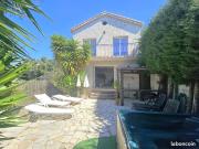 Villa 8 pièces 216 m²