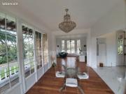 Villa 8 pièces 220 m²
