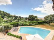 Villa 8 pièces 230 m²