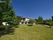 Villa 8 pièces 240 m²