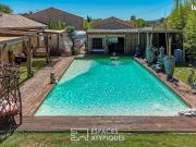 Villa 8 pièces 240 m²