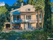 Villa 8 pièces 248 m²