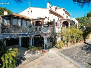 Villa 8 pièces 251 m²