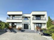 Villa 8 pièces 254 m²