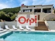 Villa 8 pièces 263 m²