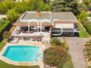 Villa 8 pièces 270 m²