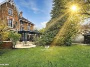 Villa 8 pièces 272 m²