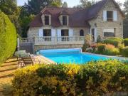 Villa 8 pièces 276 m²