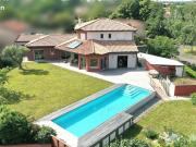 Villa 8 pièces 280 m²