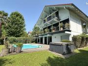 Villa 8 pièces 300 m²
