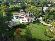 Villa 8 pièces 320 m²