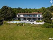 Villa 8 pièces 384 m²