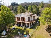 Villa 9 pièces 196 m²